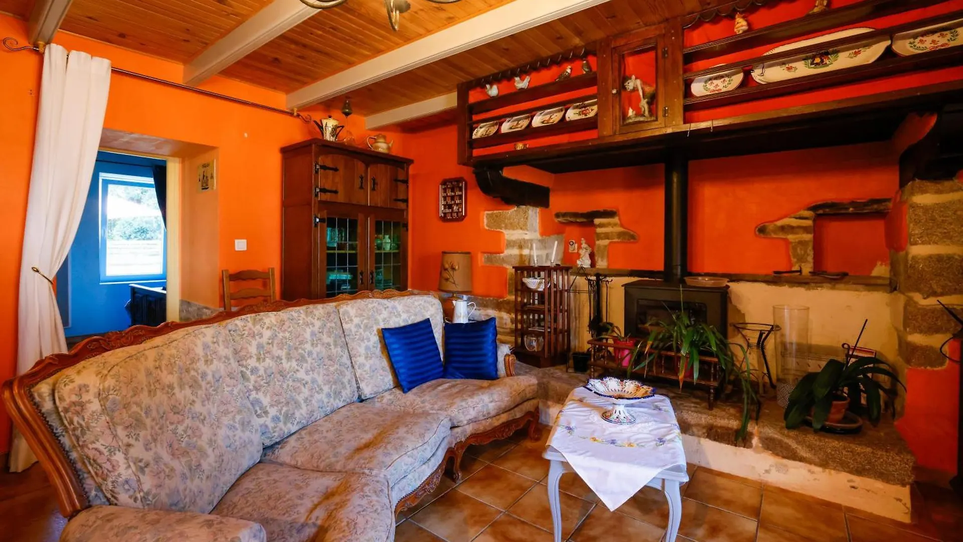 Bed and Breakfast Chambre Breizh Cast